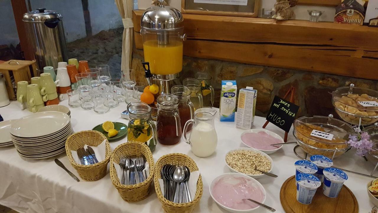 Hotel Farma Vysoka Chrastava Bagian luar foto